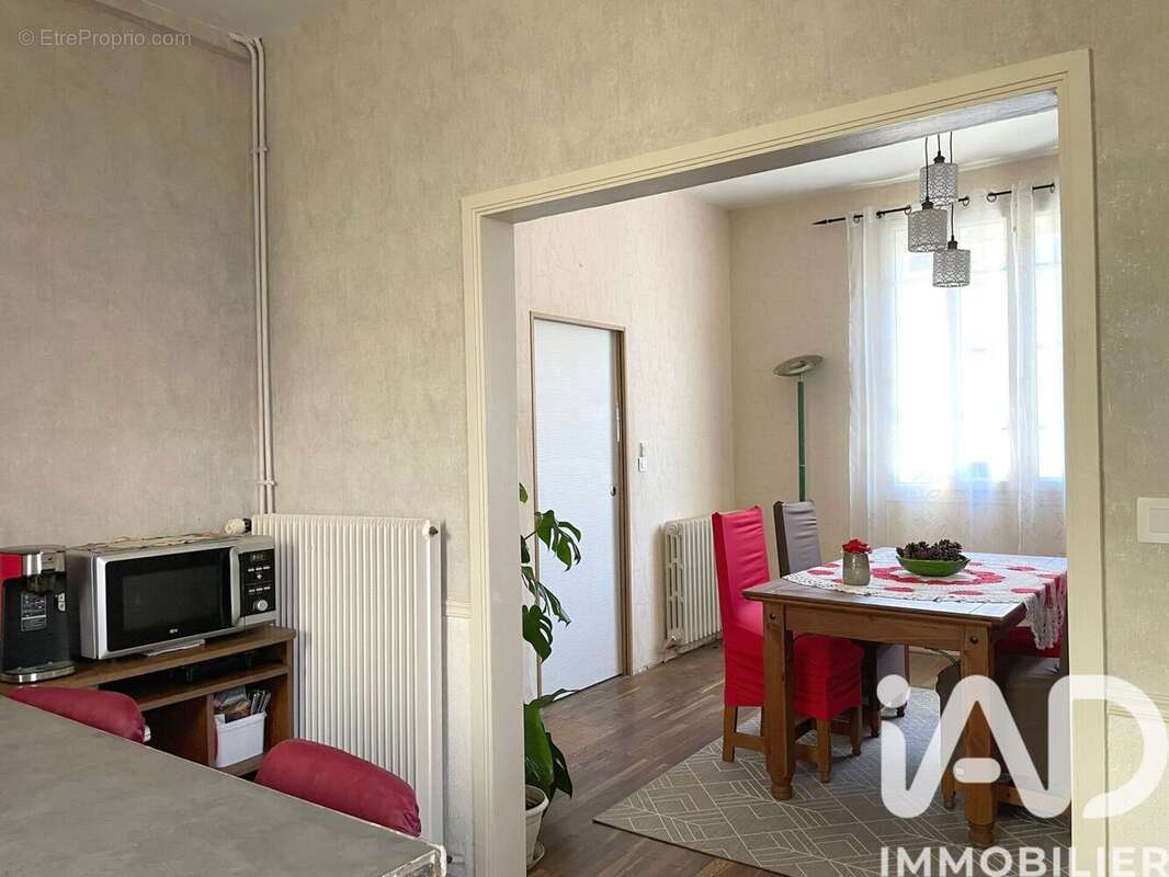 Photo 3 - Maison à CHATEAU-LA-VALLIERE
