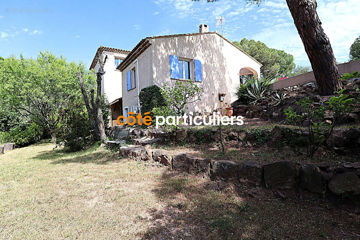 Maison à FREJUS
