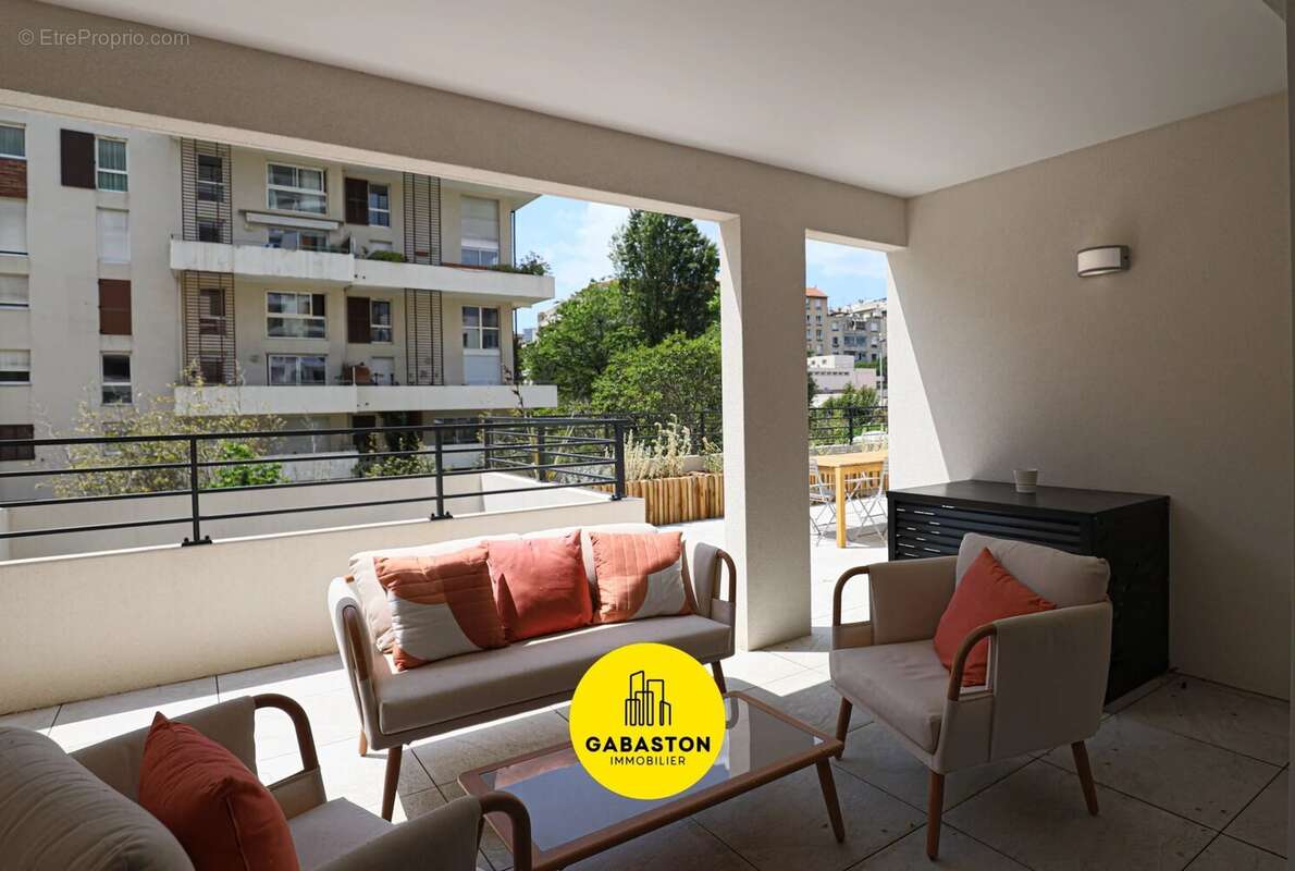 Appartement à MARSEILLE-8E