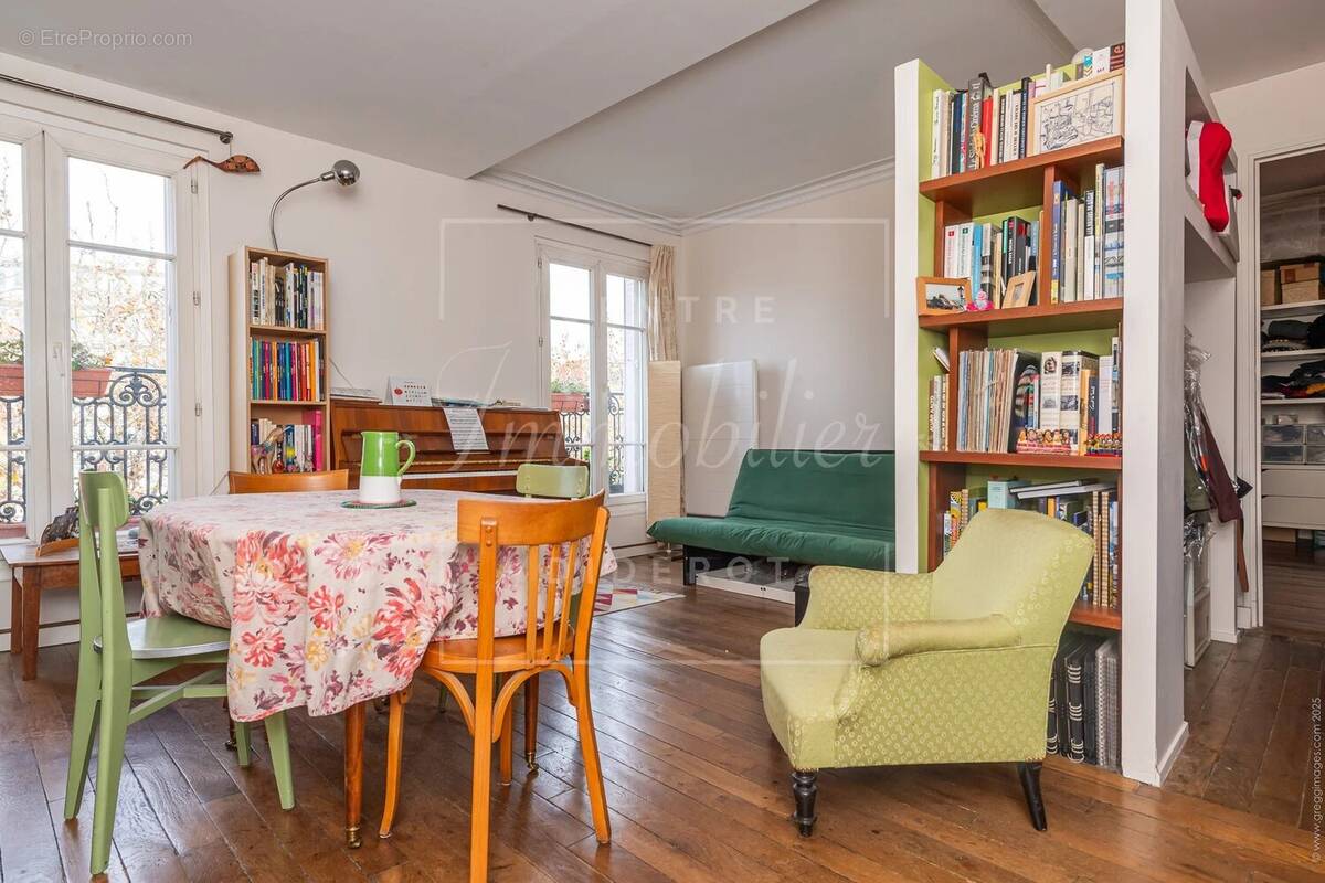 Appartement à PARIS-12E