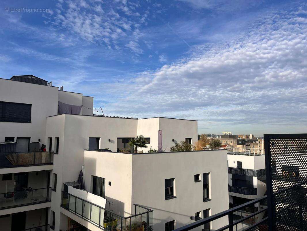 Appartement à COLOMBES