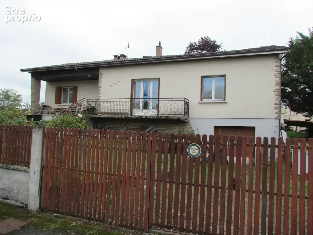 Centre de ruffec - photo 1