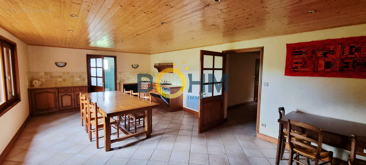 Maison 177m2 Habitables sur la commune de Luriecq avec 2726m2 de terrain - photo 7
