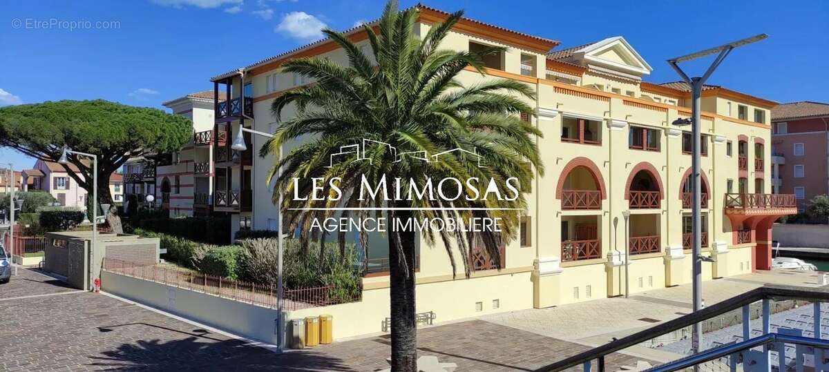 Appartement à FREJUS