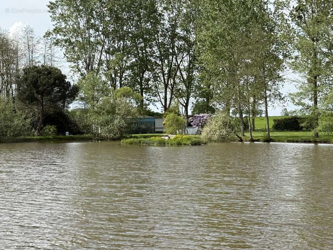 Terrain à BEAUPREAU