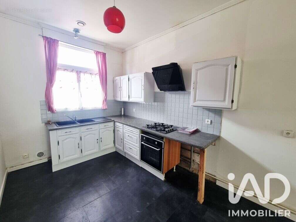 Maison 92 m² à Nieppe  - photo 3