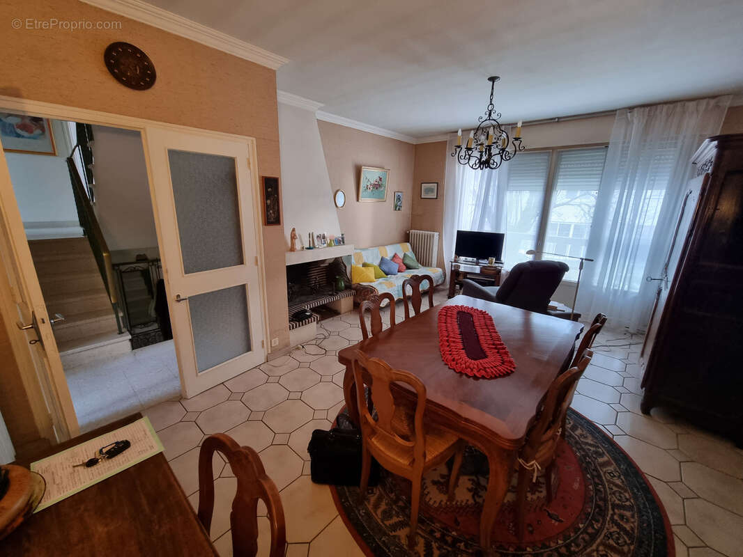 Maison à BRUZ