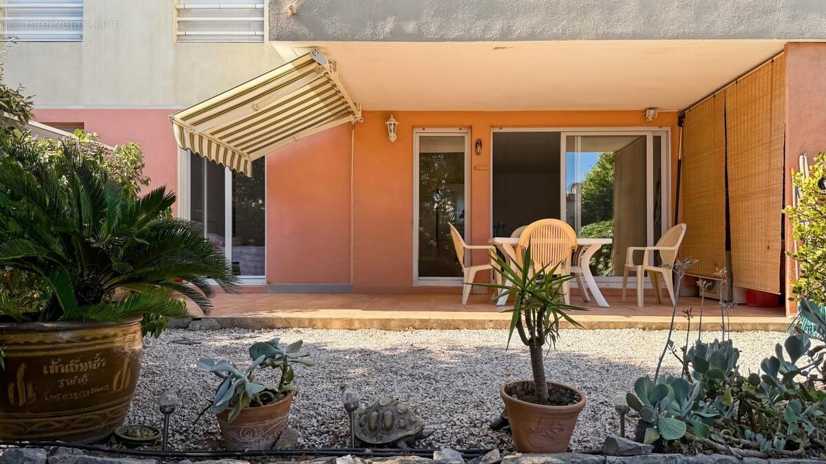 Appartement à SAINT-RAPHAEL