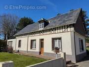 Maison à SASSETOT-LE-MAUCONDUIT