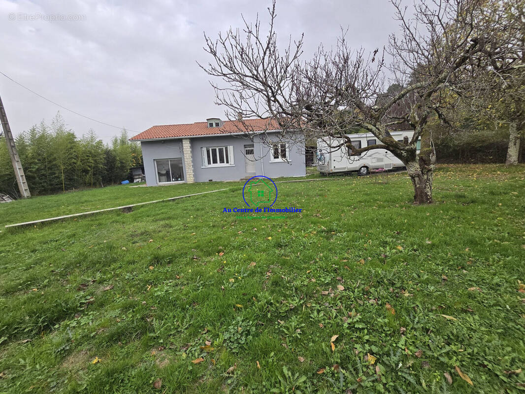 Maison à BON-ENCONTRE