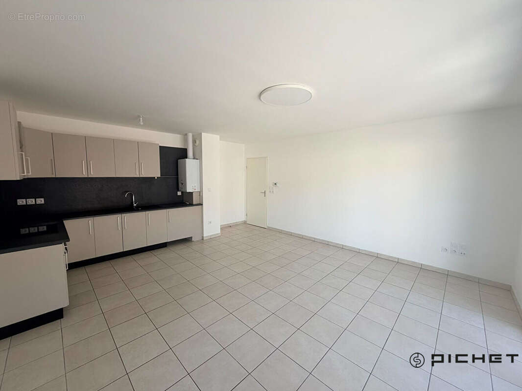 Bel Appartement T3 Lumineux à Saint-Aubin-de-Médoc - photo 8