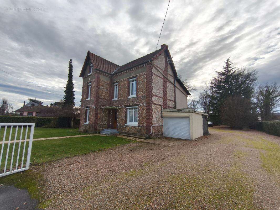 Maison à SAINT-AUBIN-LES-ELBEUF