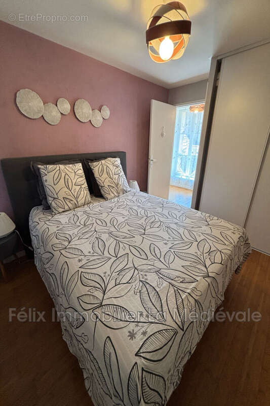 Appartement 52 m² à Sarlat-La-Caneda  - photo 4