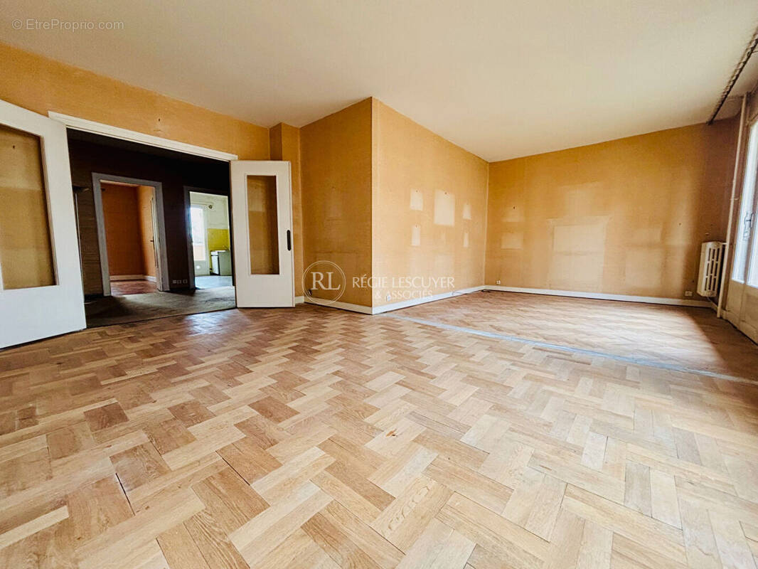Appartement à LYON-6E