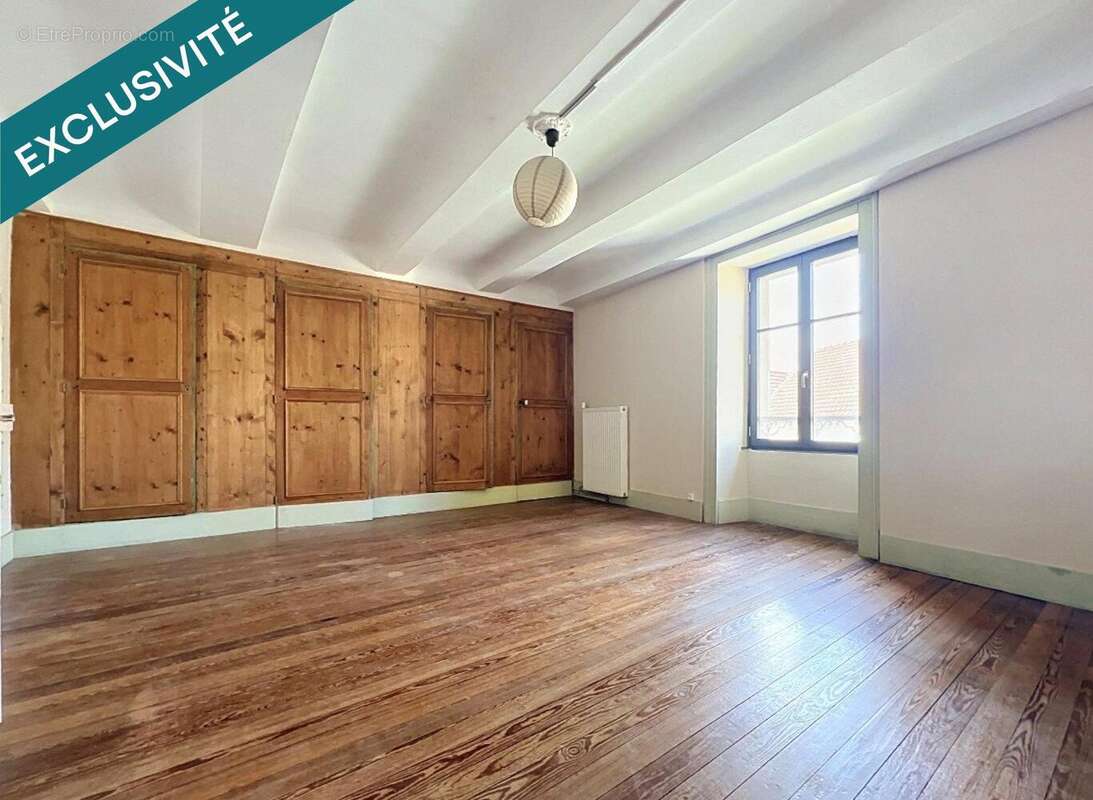 Maison 271 m² à Beaujeu-Saint-Vallier-Pierrejux-Et-Quitteur  - photo 9