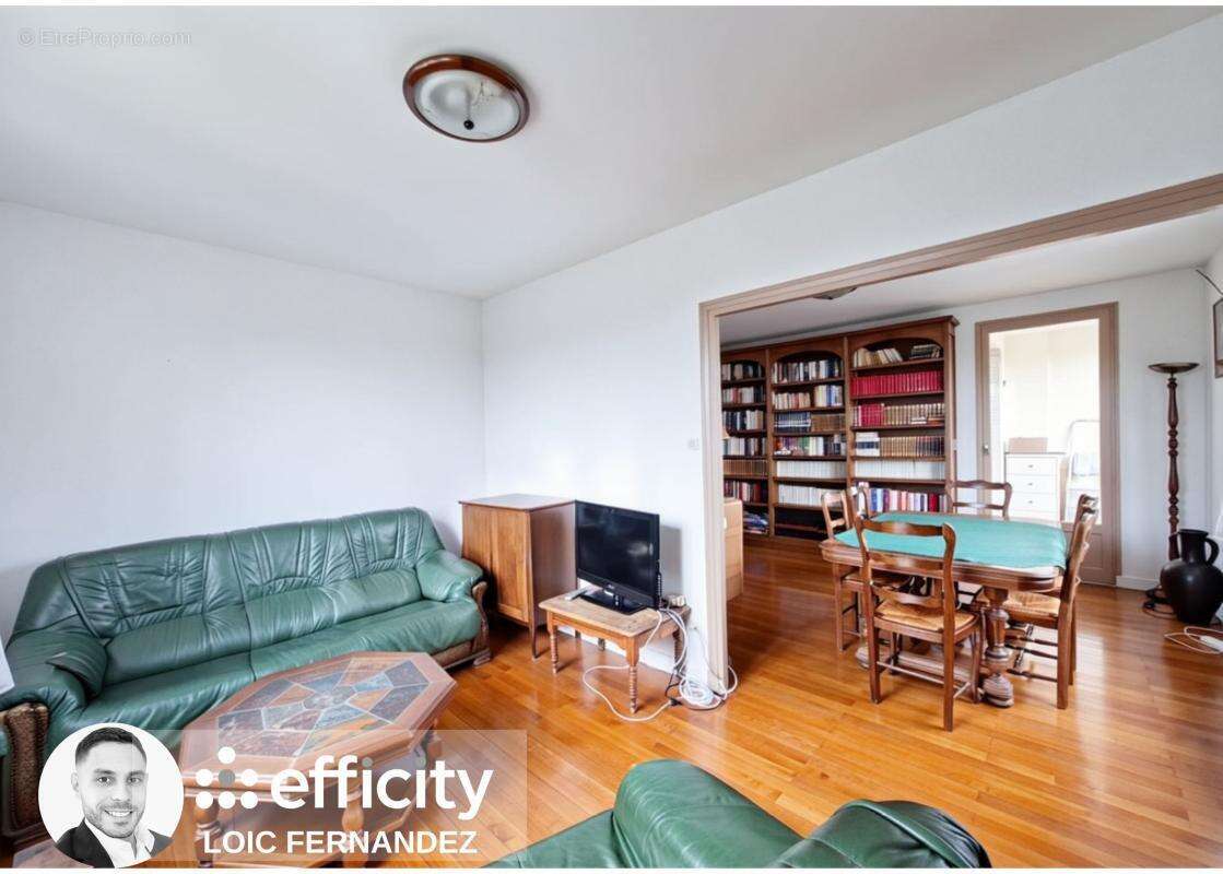 Appartement à GRIGNY