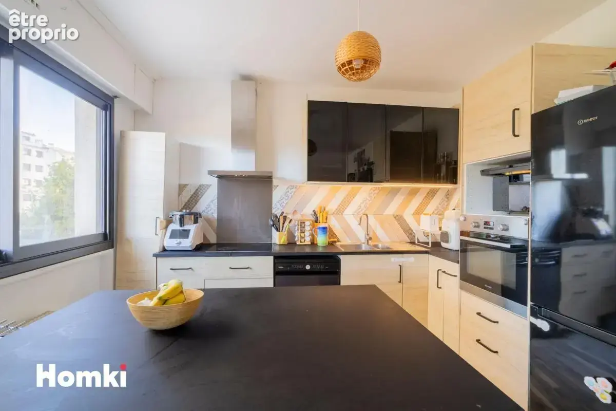 Appartement T4 de 89 m² à Marseille 13004, Impasse Croix de Régnier - photo 2