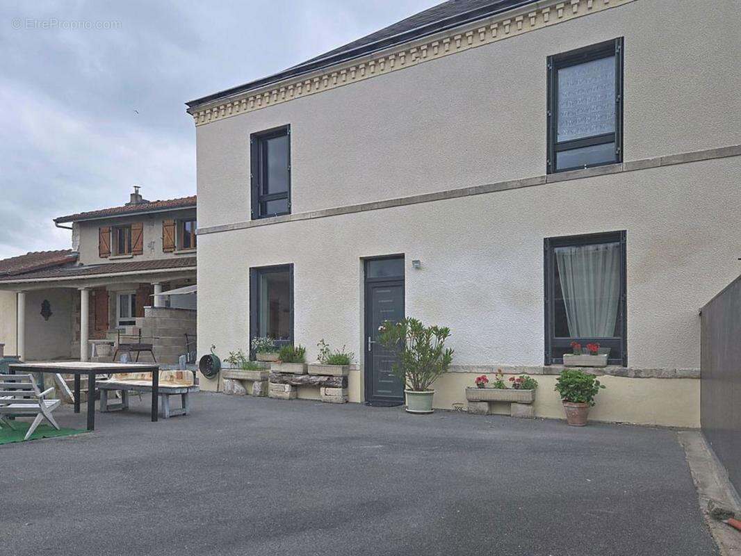 Maison à MAIRY-SUR-MARNE