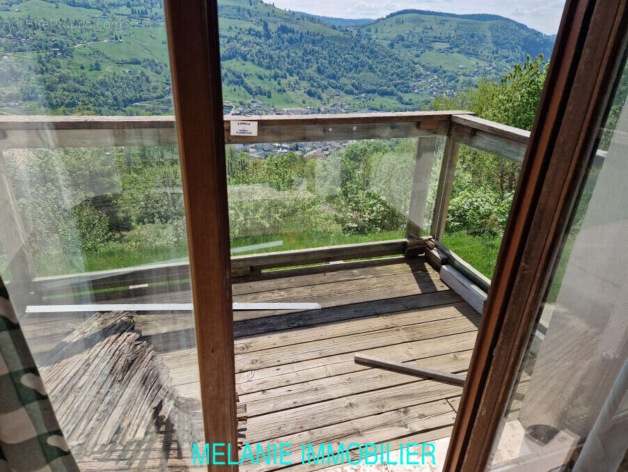 Appartement à LA BRESSE