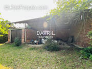 Terrain à CHANTELOUP-LES-VIGNES