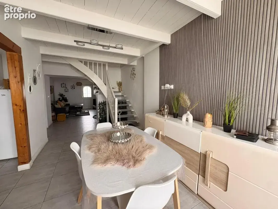 Maison À Vendre - photo 1