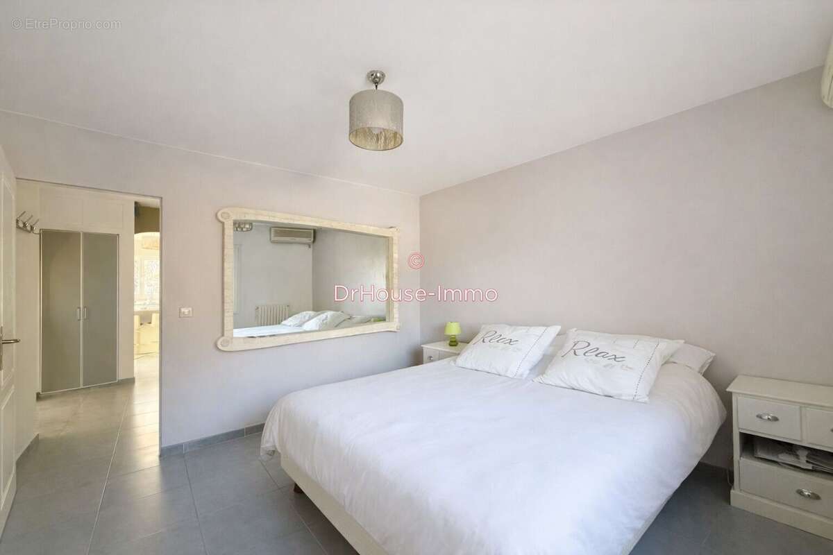 Maison à SAINT-JEANNET