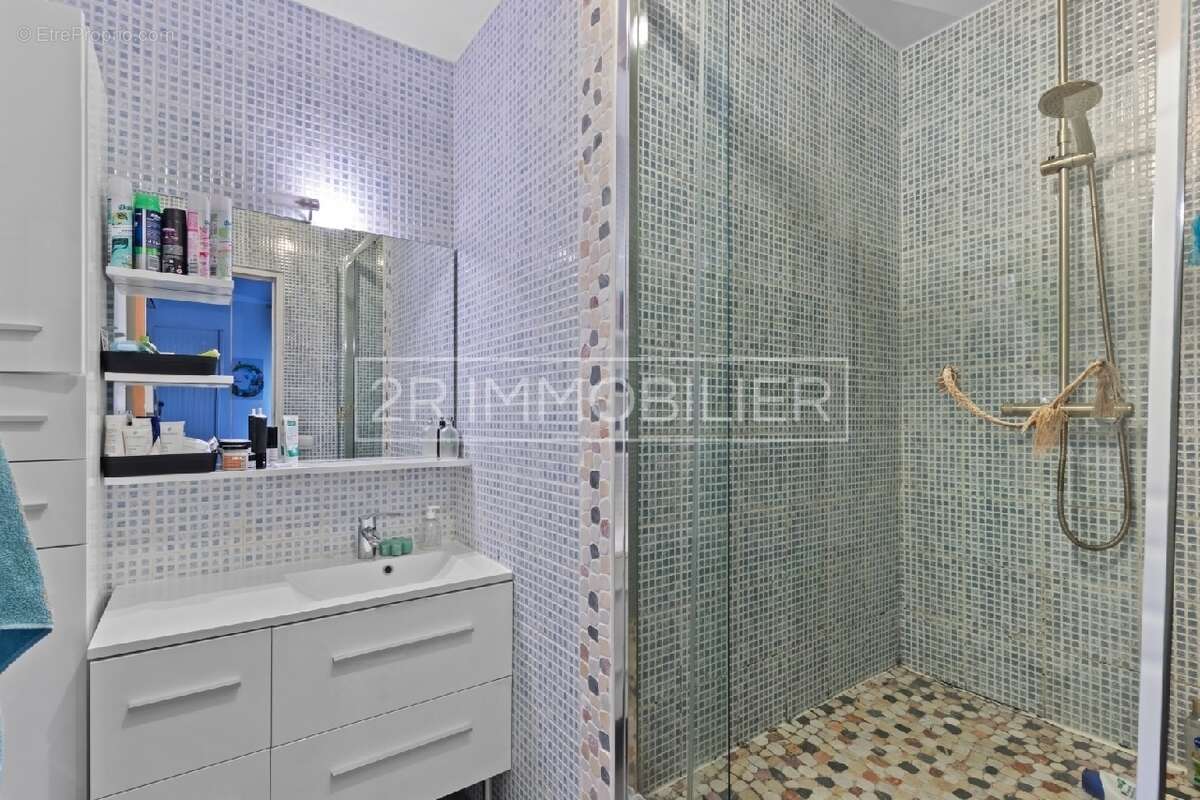 Maison à BUSSY-SAINT-GEORGES