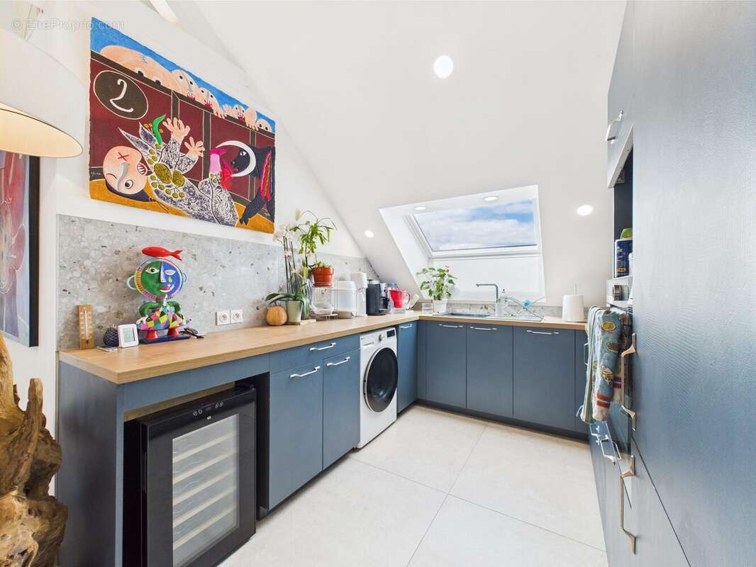 Appartement à CHALLES-LES-EAUX