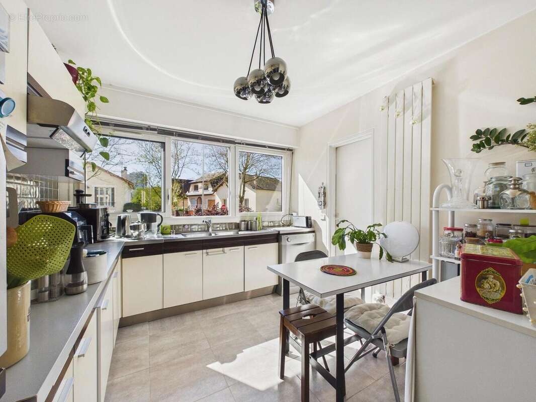Appartement 72 m² à Creteil  - photo 5