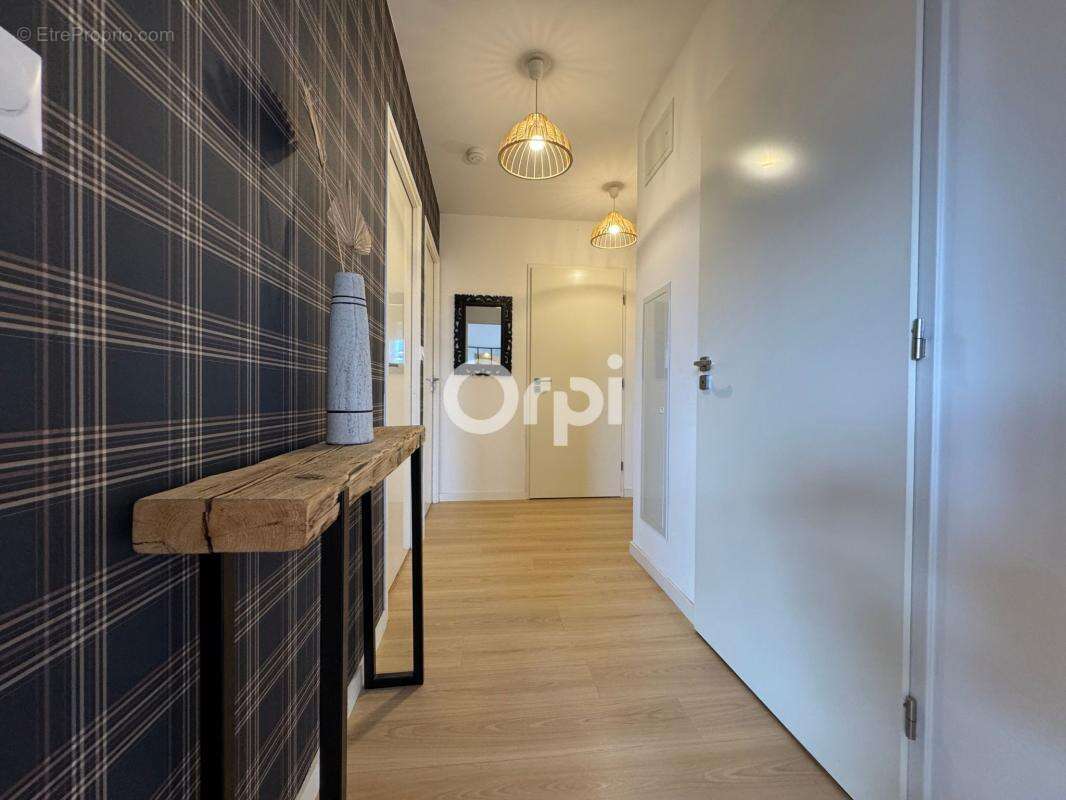 Appartement À Vendre - photo 6