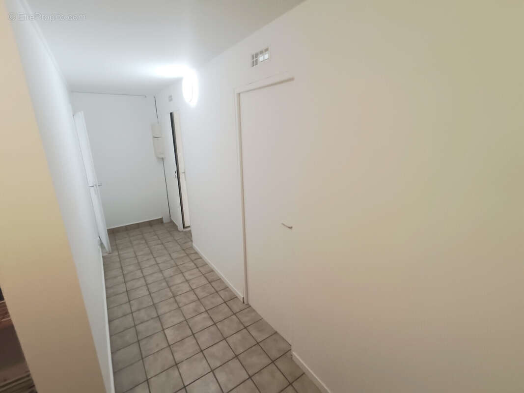 T3, 45 m² avec parking au cœur de St Leu Amiens - photo 11