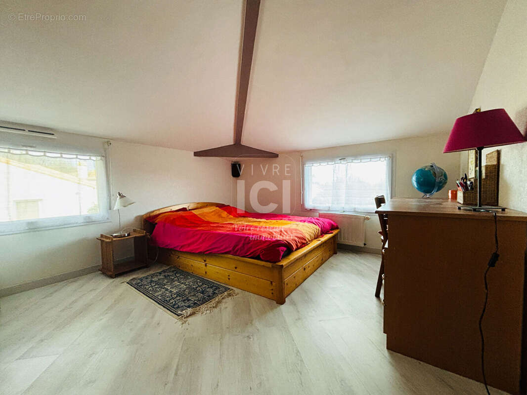 Maison à BOUGUENAIS