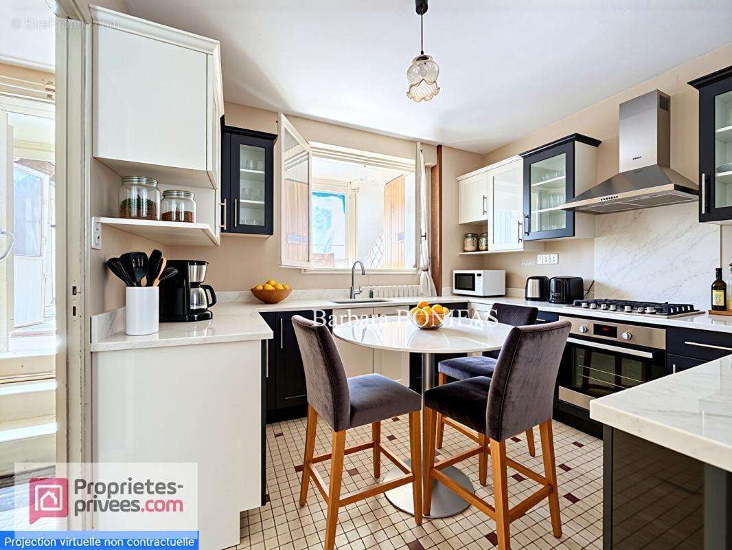 Maison à SAINT-SULPICE