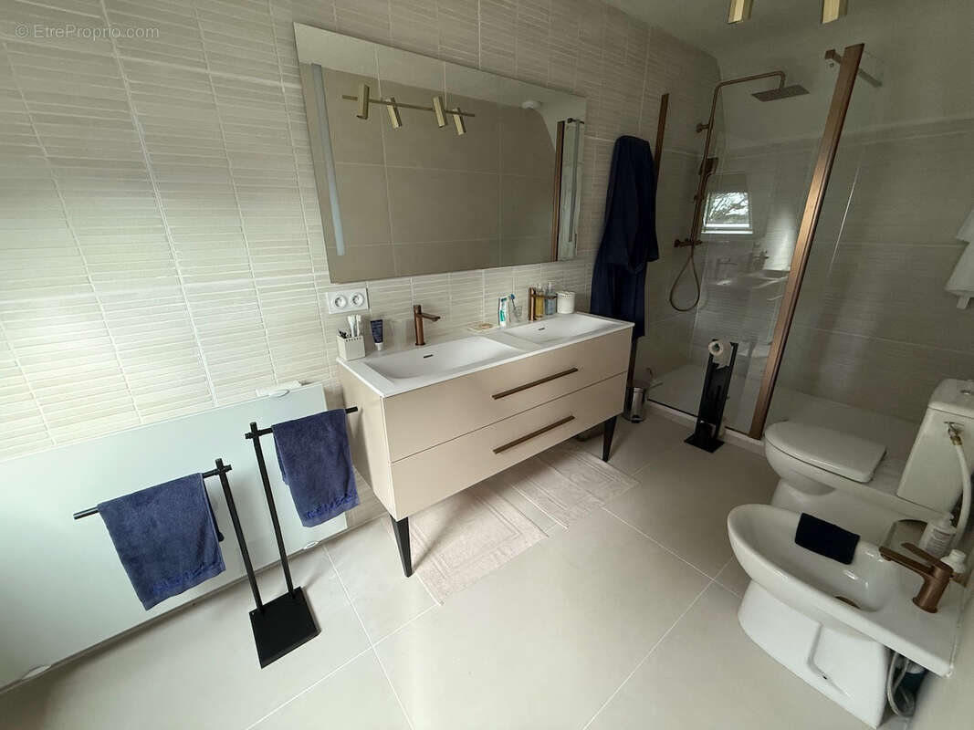 Maison à LE POULIGUEN