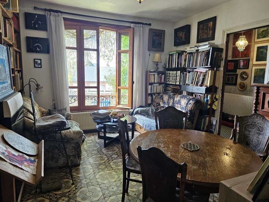 Maison à VILLERVILLE