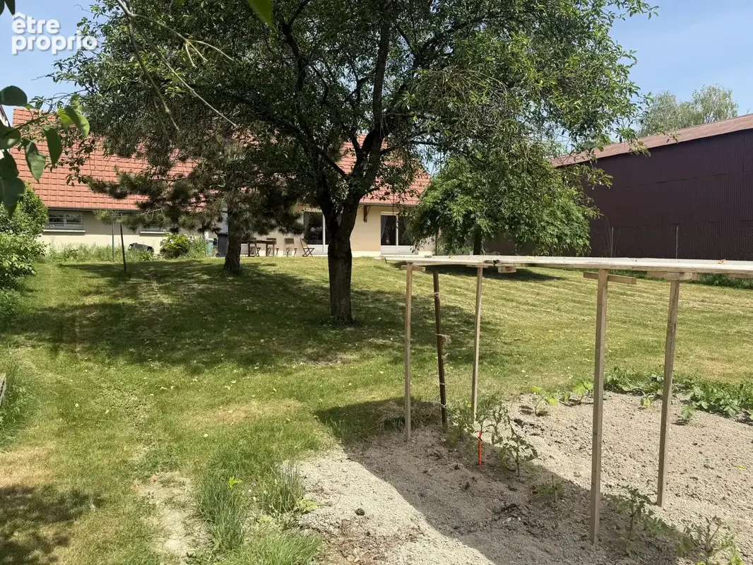 Maison 7 pièces 135 m² à vendre à Suippes (51600) - photo 3