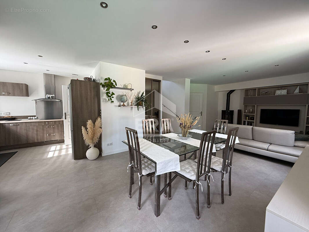 Maison 120m² à saint-maximin-la-sainte-baume - photo 5