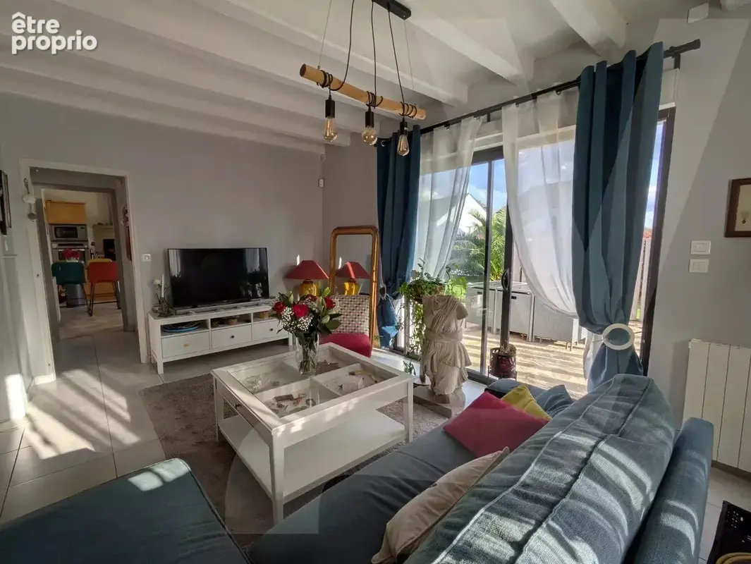 Treillières – maison familiale de charme – 5 chambres – 191 m² habitables – jardin paysagé de 702 m² - photo 3