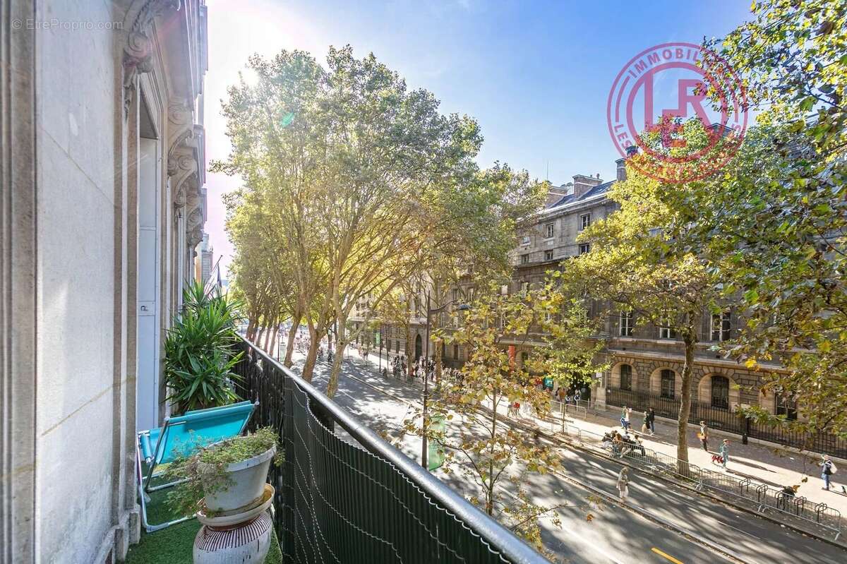 Appartement à PARIS-4E