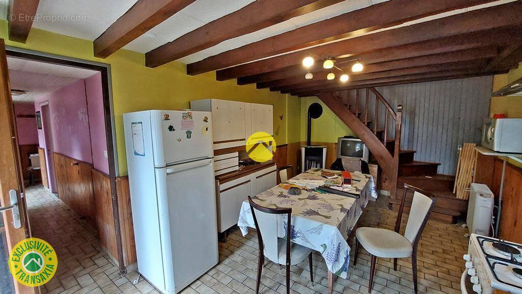 Maison rénovée avec dépendances - photo 4