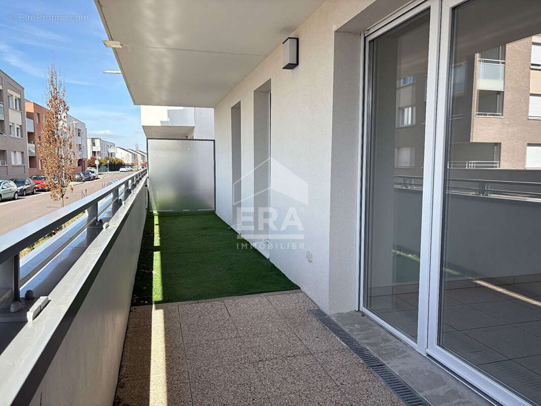 Appartement à BEZANNES