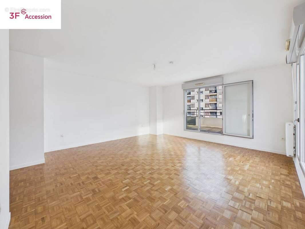 Appartement à SURESNES