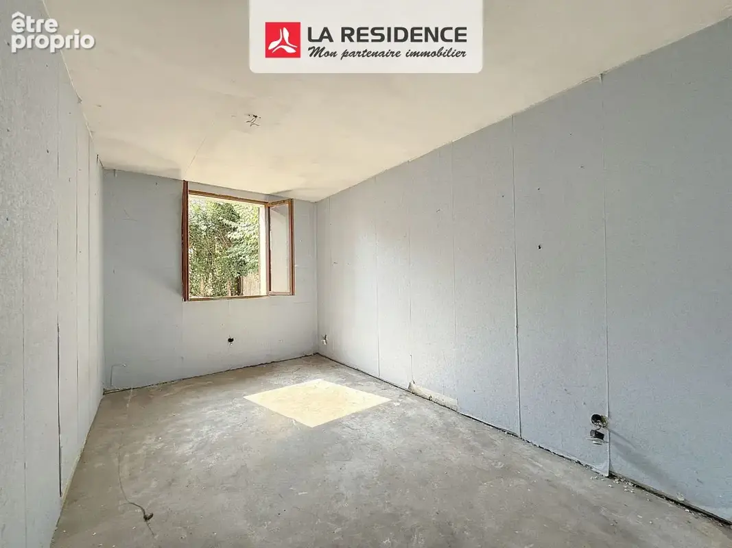 Maison 101 m² à La Verriere  - photo 3