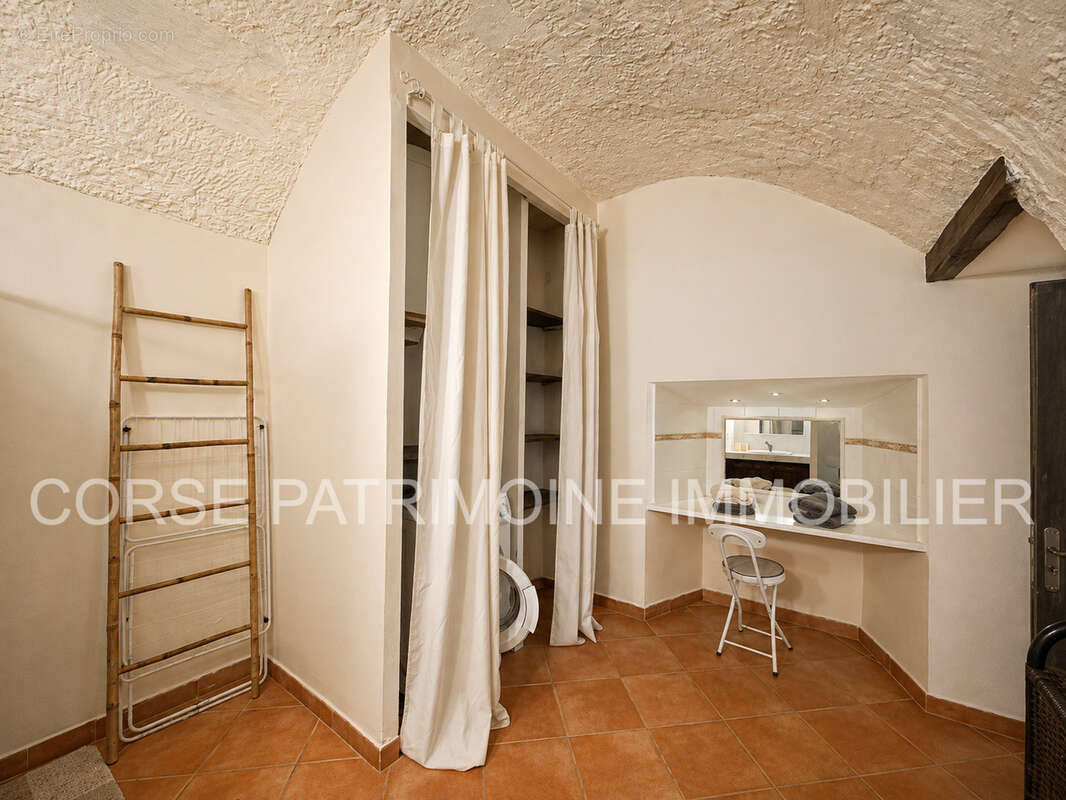 Charmant appartement T3 de caractère au cœur du village - photo 6