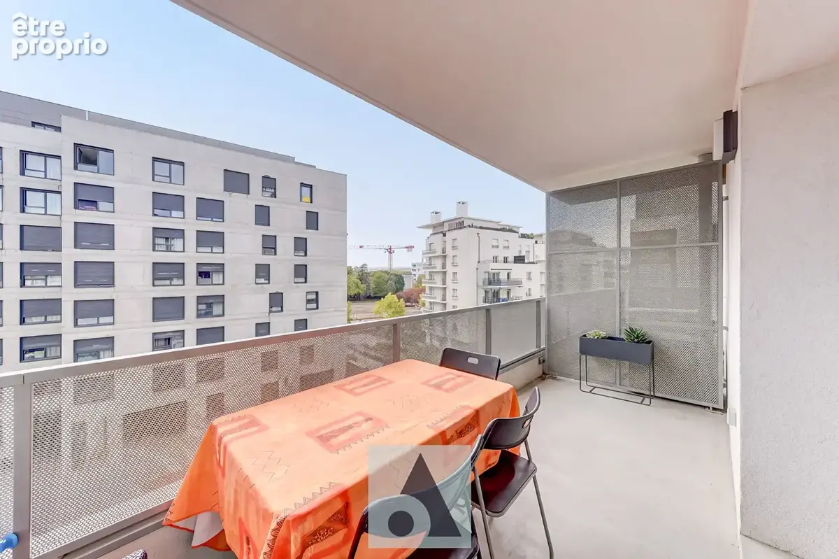 Appartement Lyon 8e - Maison de la danse - T3 de 67m² - photo 8