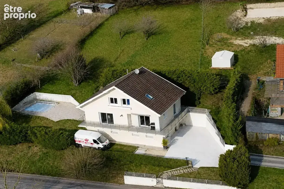 Maison de 8 pièces de 140 m² située à Four - photo 10