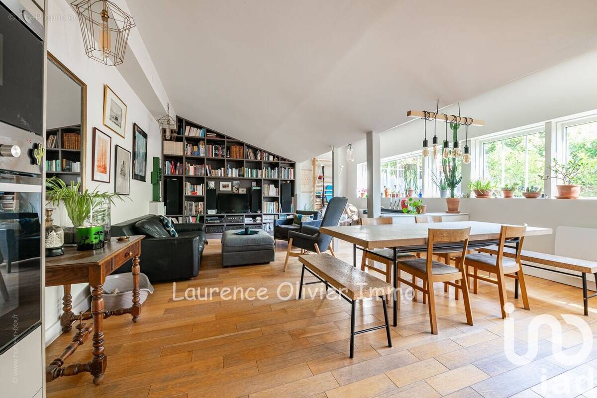 Photo 1 - Maison à SAINT-MAUR-DES-FOSSES