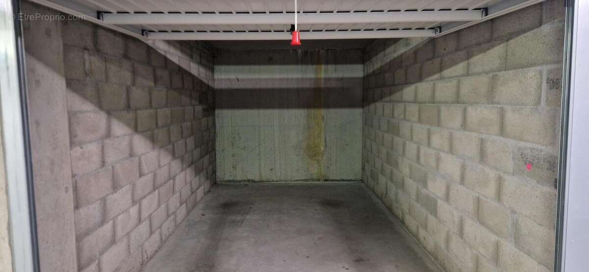 Appartement à ETREMBIERES