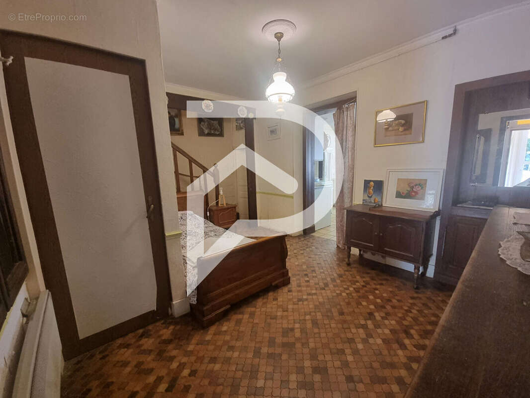 Maison à MANTES-LA-JOLIE