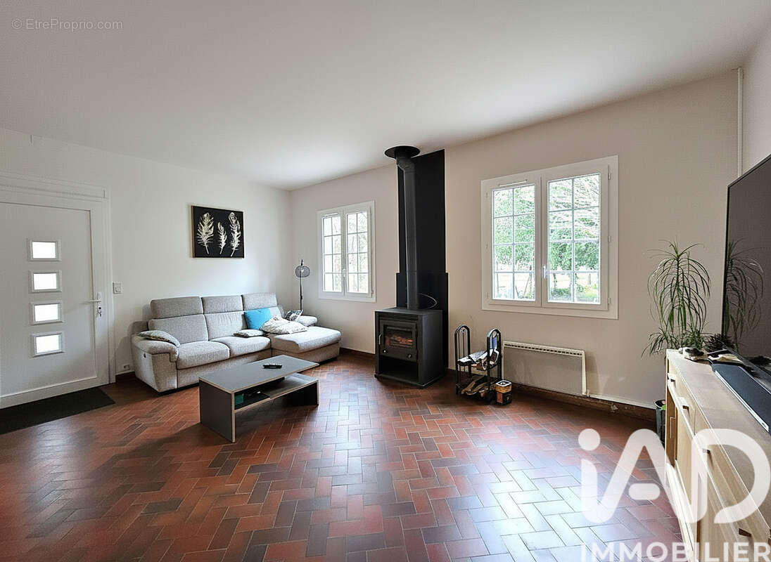 Maison 150 m² à Vacquiers  - photo 2